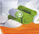 Cama, mesa e banho em Lajeado